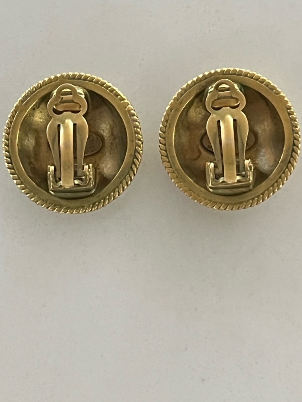 VINTAGE Chanel 1995 Spring CC Logo Round Rope ~1” Button Clip-On Earrings Gold - Picture 7 of 14